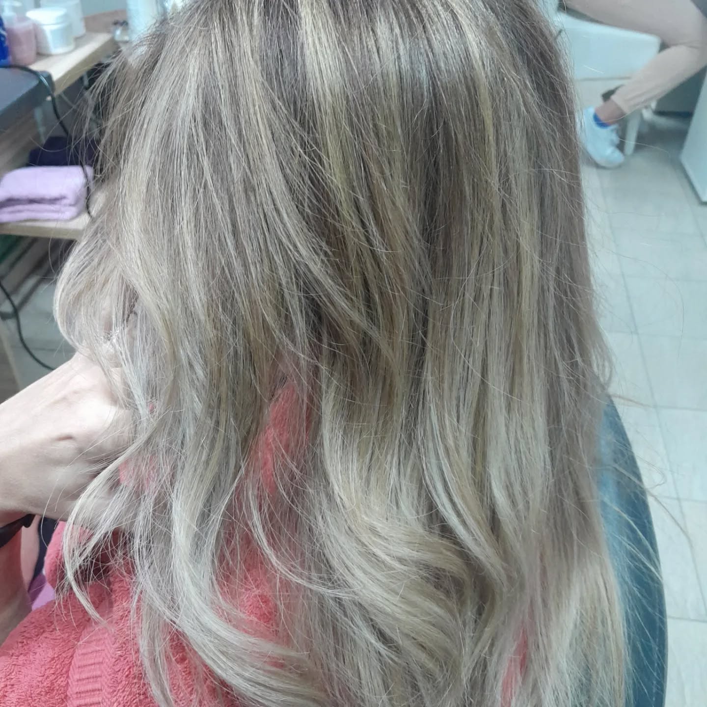 Salon lepote Estilo bella
