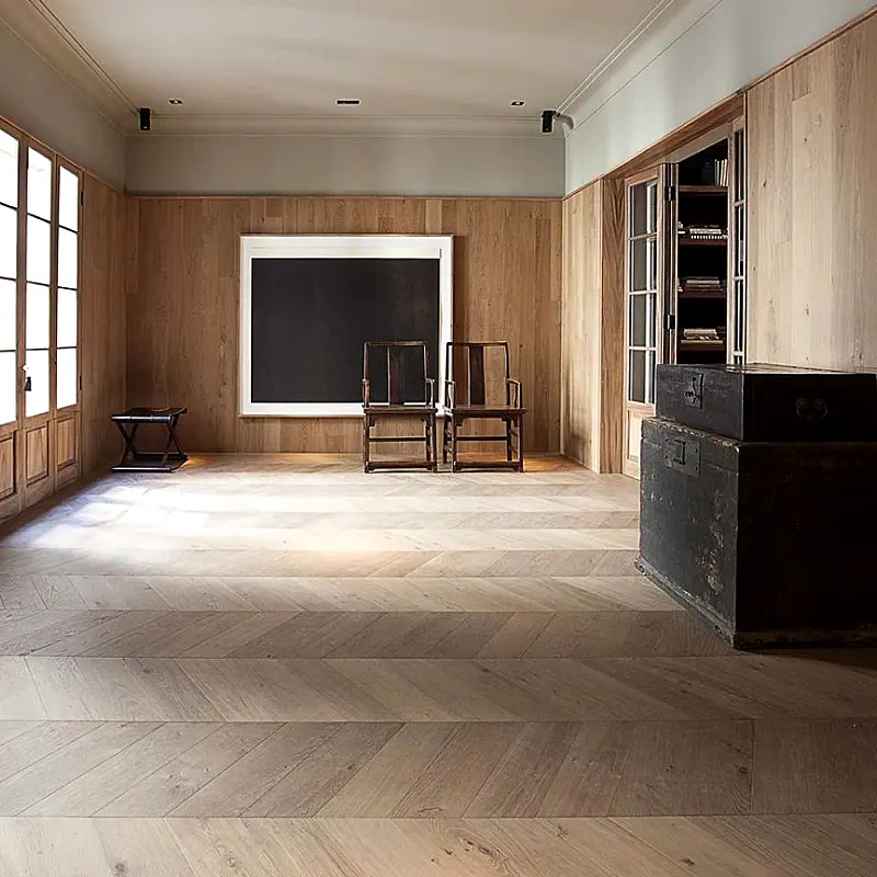 Brushed Oak
