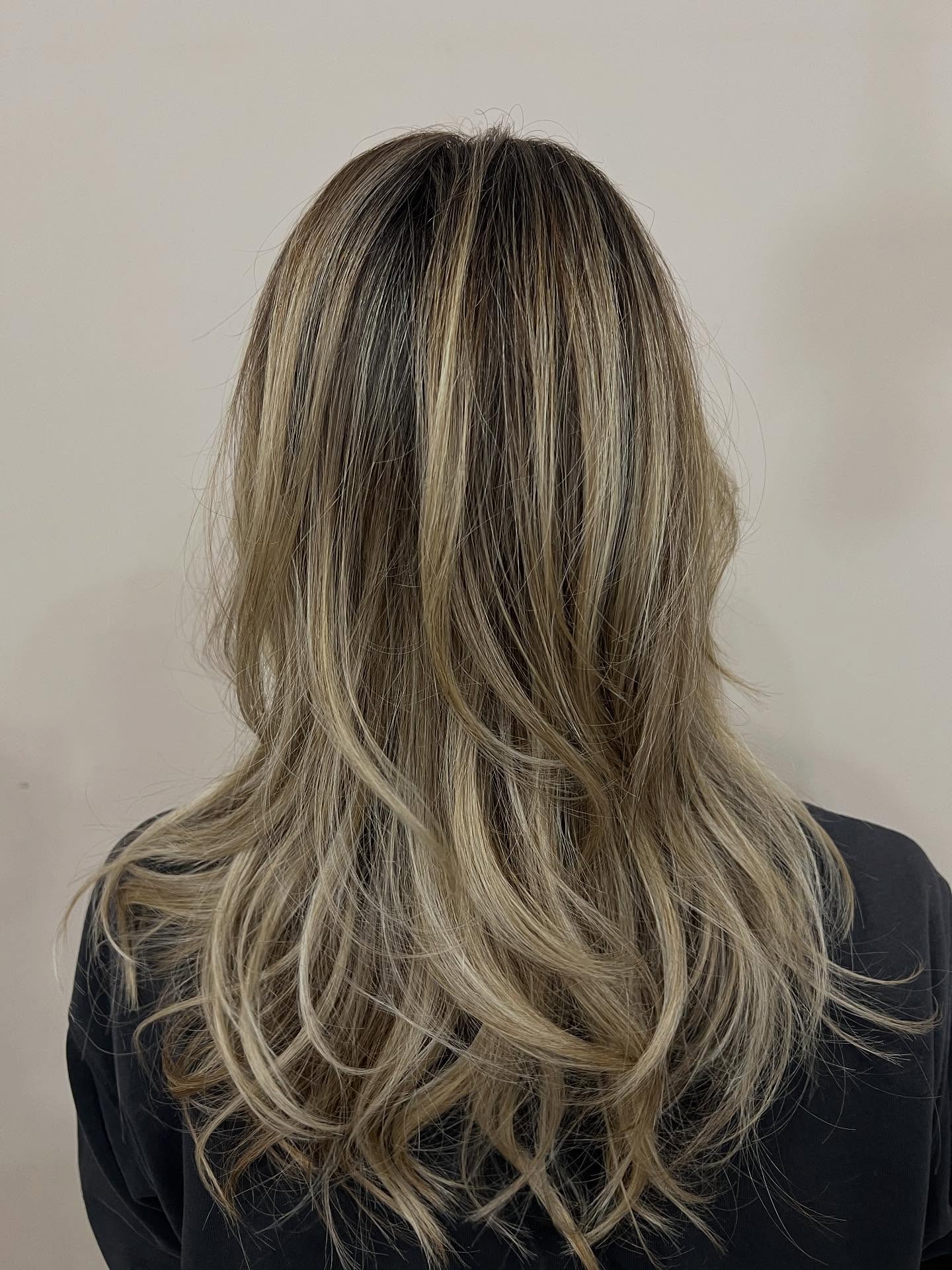 MR BEAUTY HOUSE salon