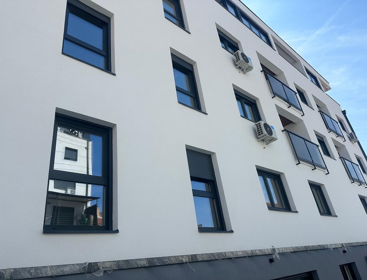Komarnici i Zaštitne Ograde